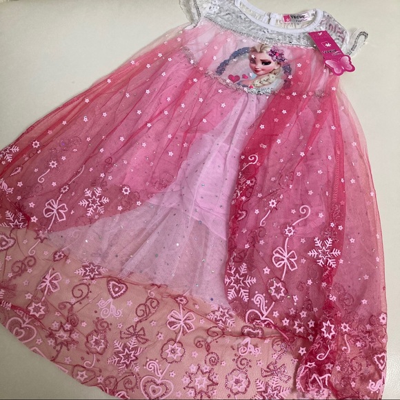 Frozen Elsa Sparkly Cute Dress with Cape - Picture 6 of 12